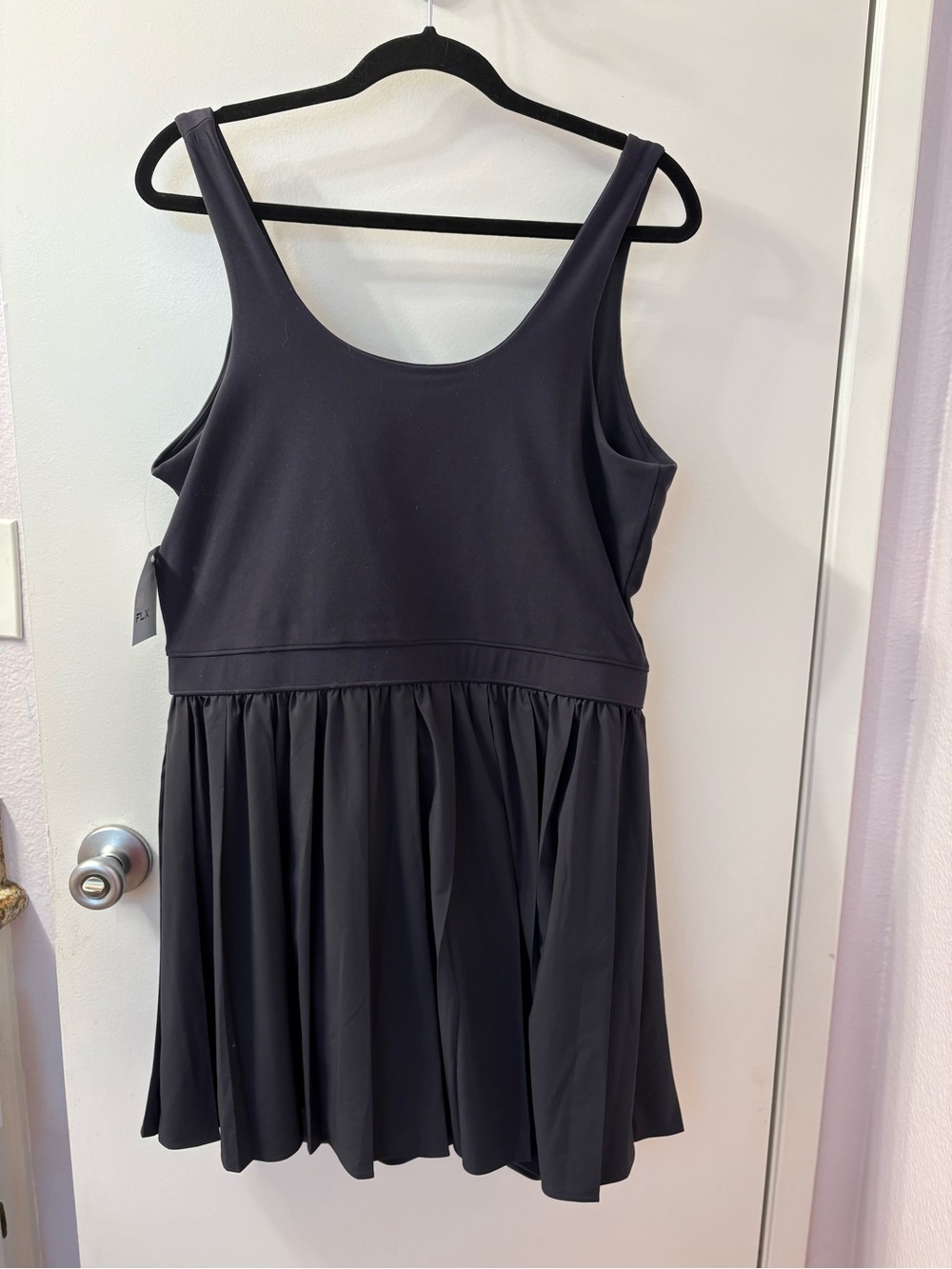 Women’s Flax Navy Sports Dress with built in shorts XL NWT - Picture 7 of 8